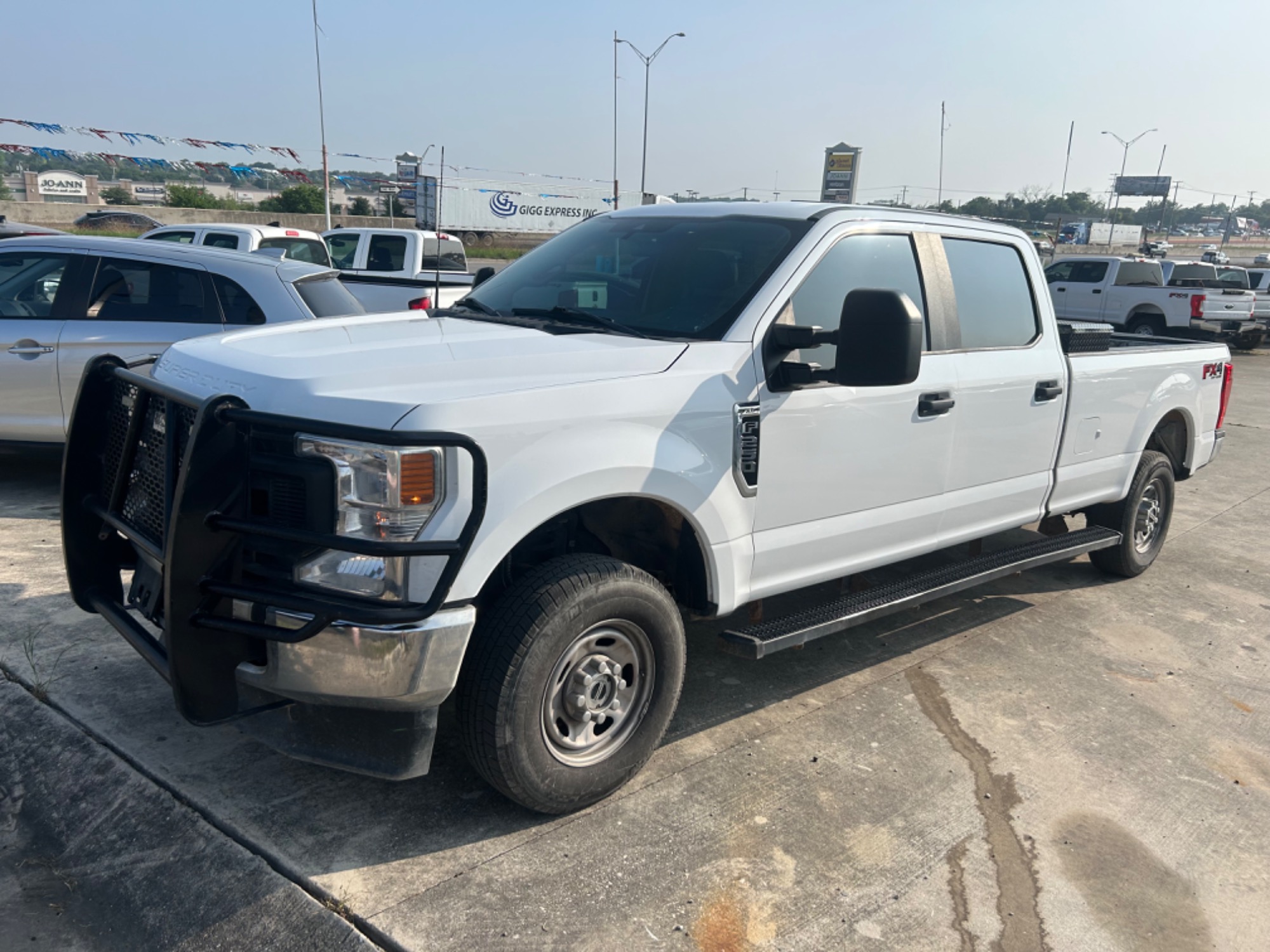 photo of 2021 Ford F-250 SD XL Crew Cab 4WD